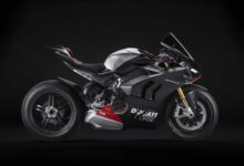 2022-Ducati-Panigale-V4-SP2-01